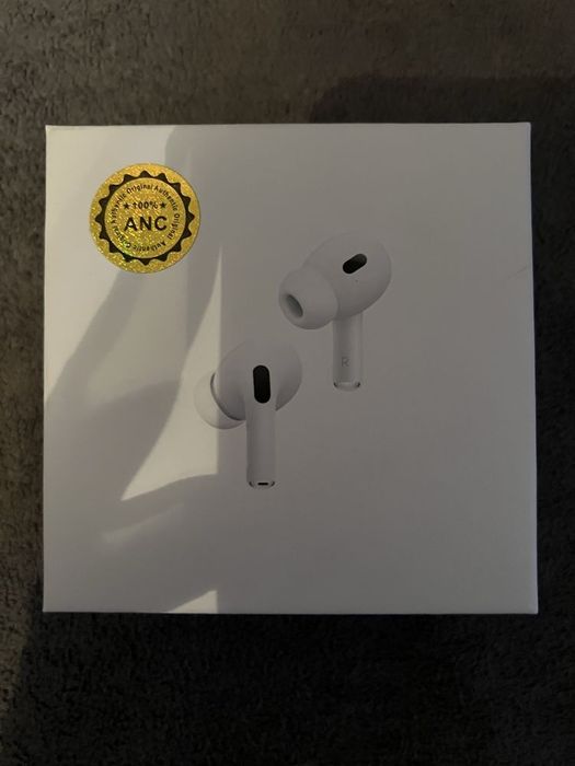 De vânzare AirPods Pro (generația 2)