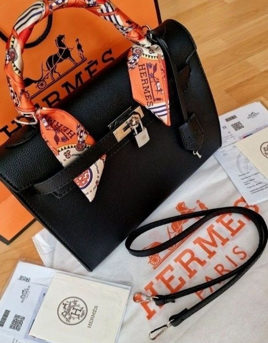 Set dama (geanta Medium Kelly, curea detasabila umăr +papuci, diverse mărimi, saculet, etichetă