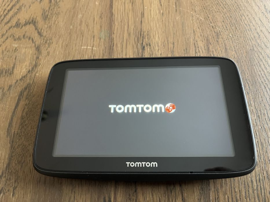 Tom tom go 5200 sim integrat