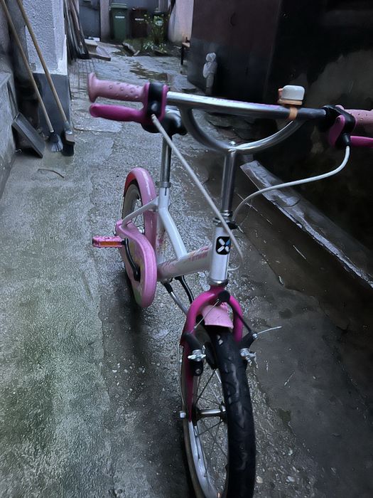 Bicicleta BTWIN 16 inch (4-6 ani) alb / roz, stare buna
