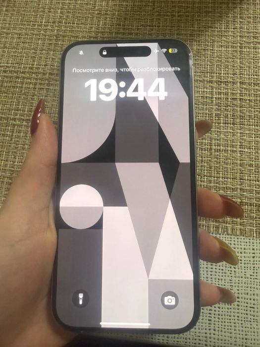 Продаю Apple iPhone 15 Pro Без ремонта!