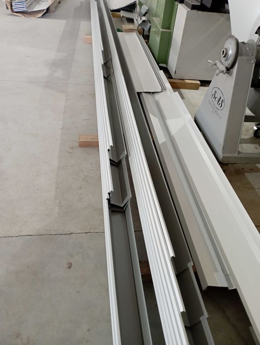 Обшивки от ламарина за покриви  и термопанели