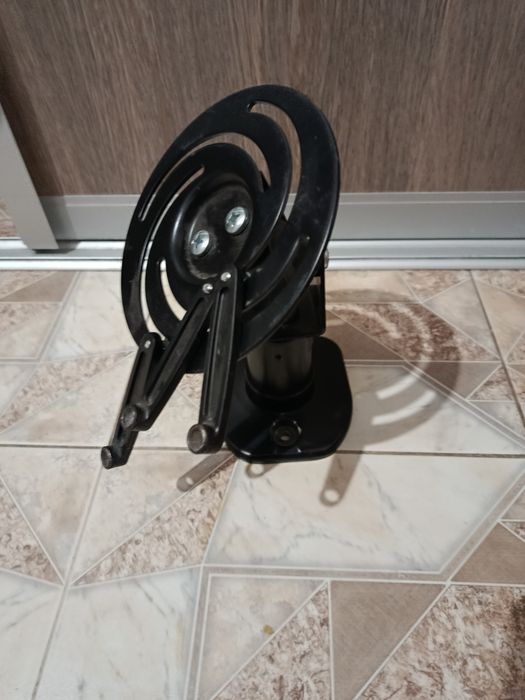 Кронштейн для ТВ