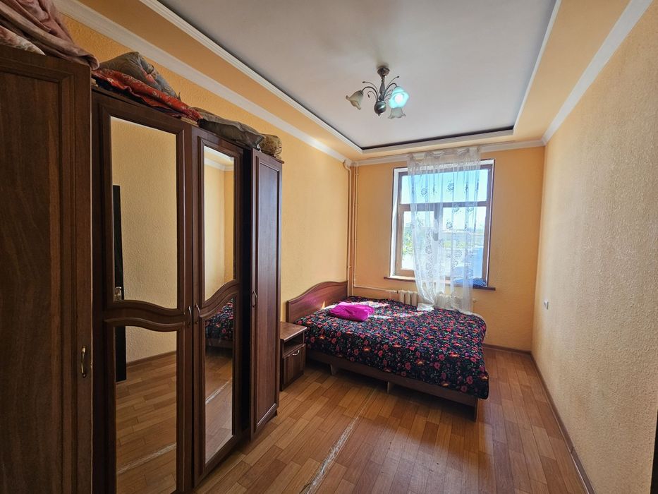 2 хона 1чи каватдан сотувга