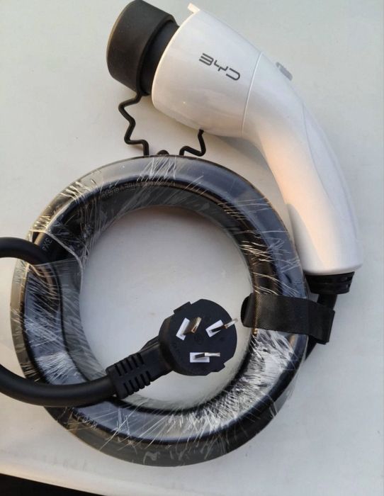 Зарядка BYD original 1.8 kw