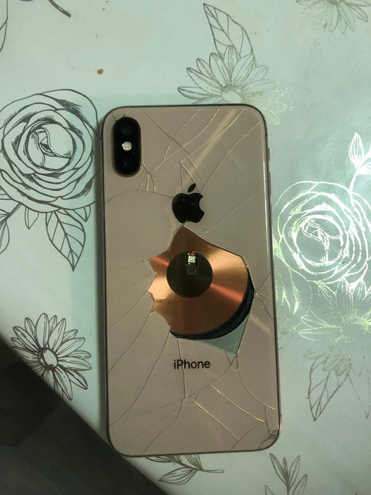 Продам iPhone xs [64гб]