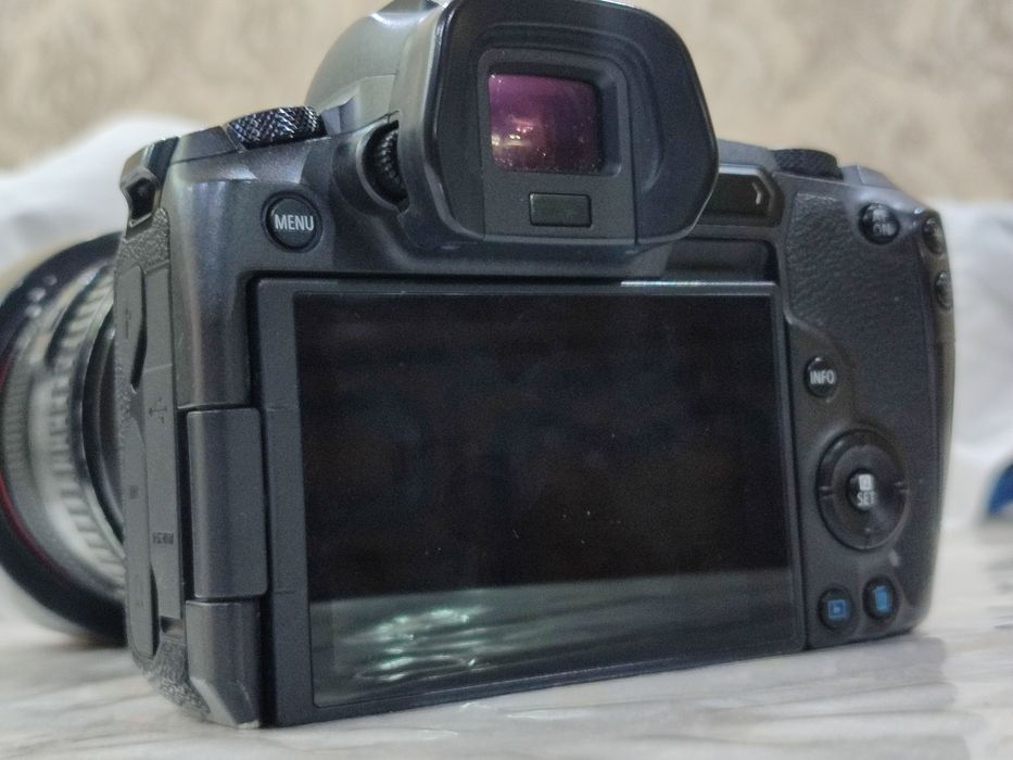 Canon Eos R Full komplekt Foto nabor