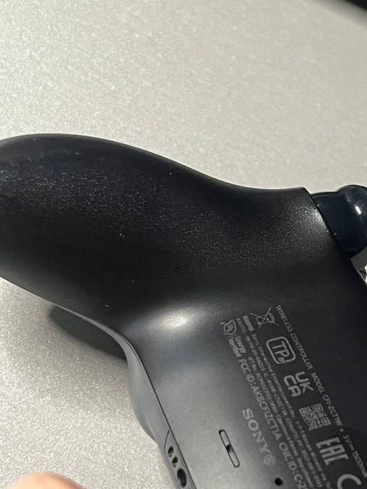 Геймпад на пс5 оригинал. Все работает