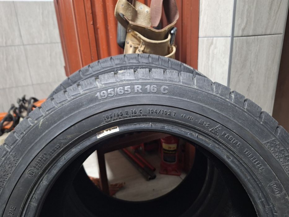 Anvelope m+s in stare foarte bună