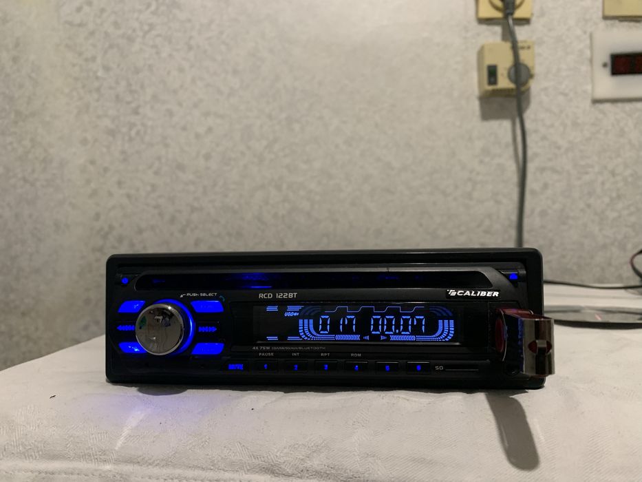 Авто Cd Caliber Bluetooth
