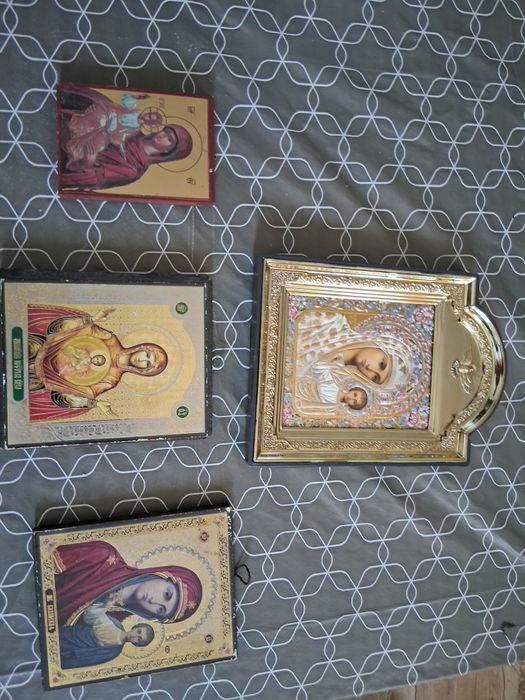 Lot 4 icoane sfințite