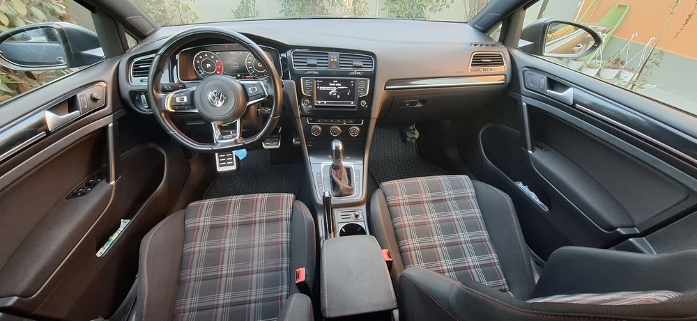 Volkswagen Golf GTI mk7  2016