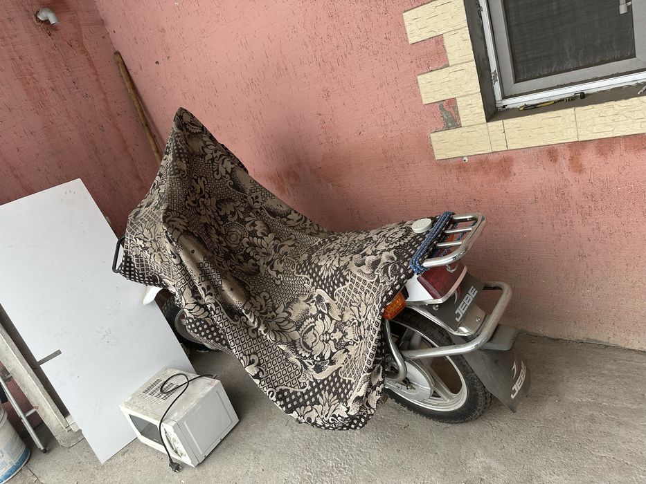 Продам мотоцикл Jebe JB200-A9