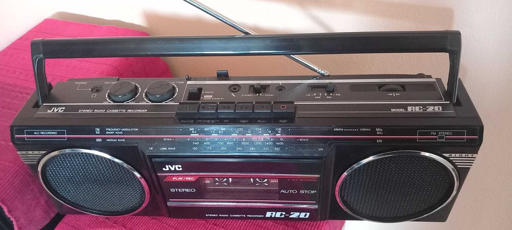 Radiocasetofon JVC RC-20