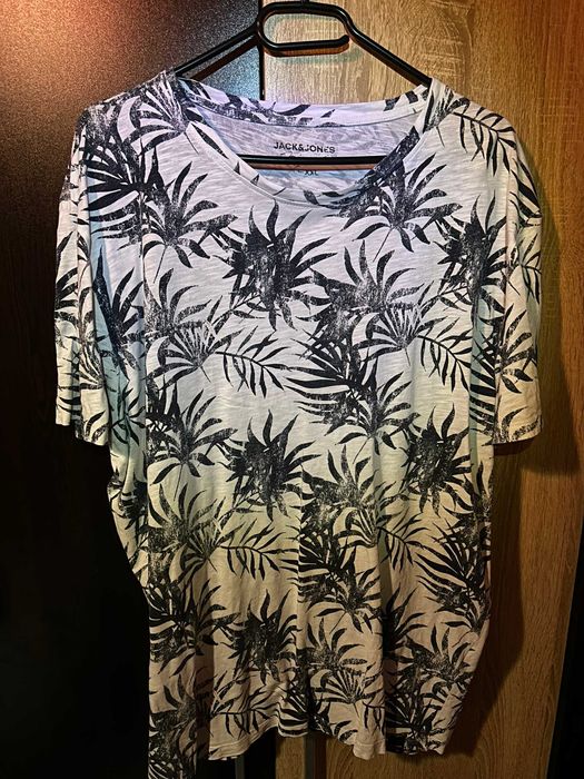 Тениски XL - 2XL
