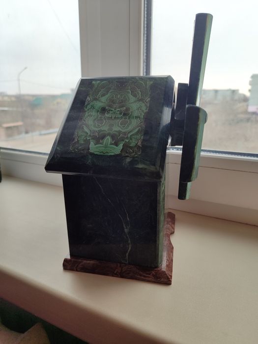 Продам шкатулку мелница