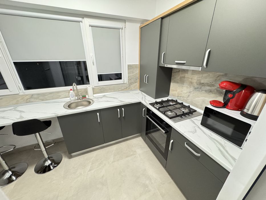 B Cazare Apartamente Lux Regim Hotelier 1-2Cam Parc Carol Constitutiei