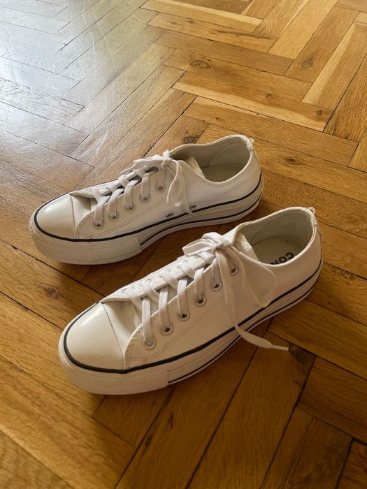 Converse кожени маратонки с платформа 38 номер