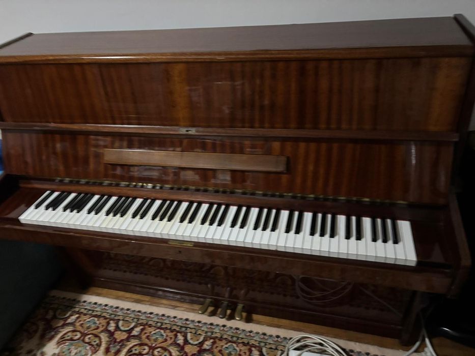 Pianina Doina cu placa bronz, 7 octave