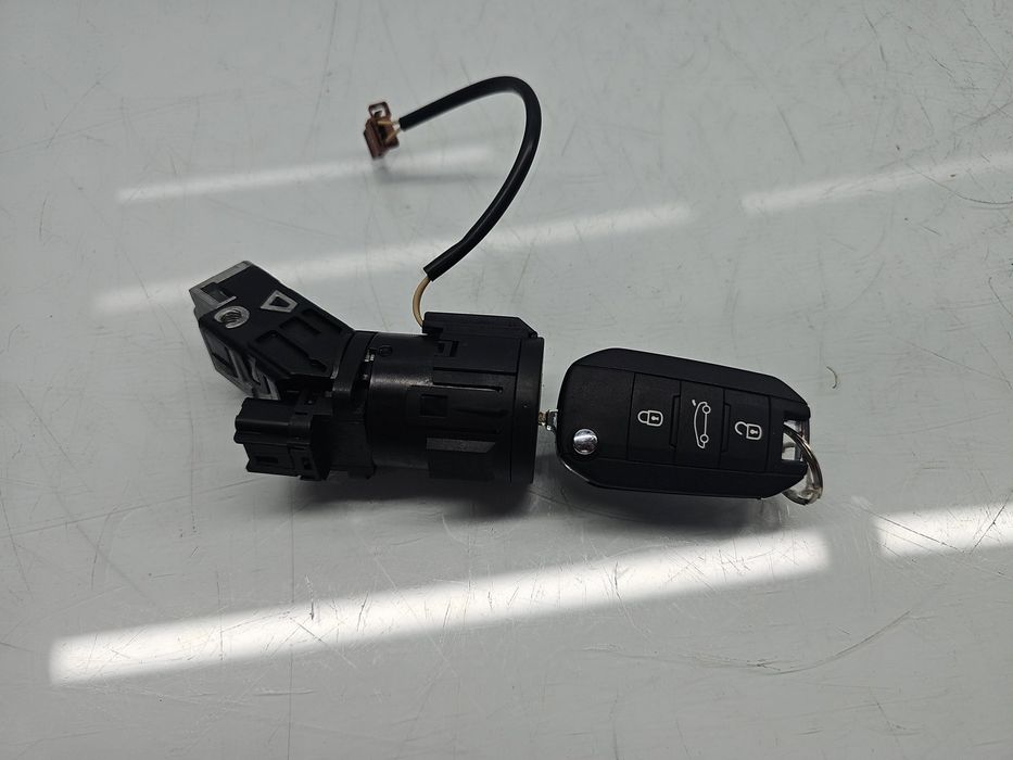 Contact cu cheie Opel Crossland X [Fabr 2017-2020] OEM 1.2 Benz B12XHL