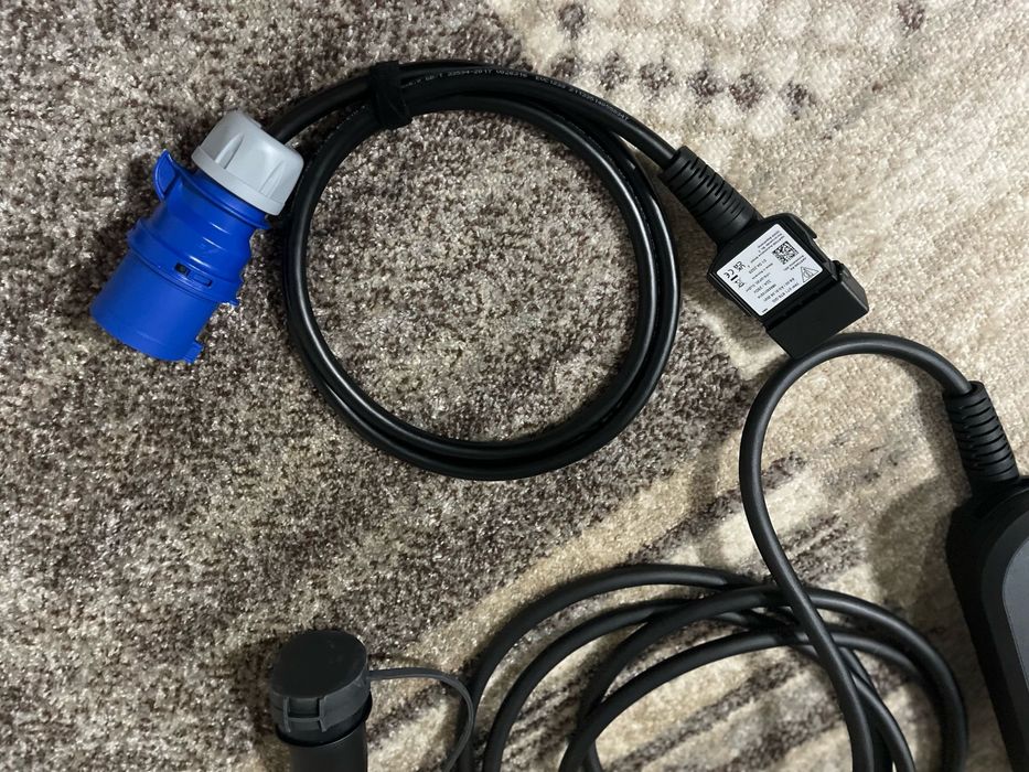 Cablu incarcare statie+ locuinta Audi E-tron Porsche