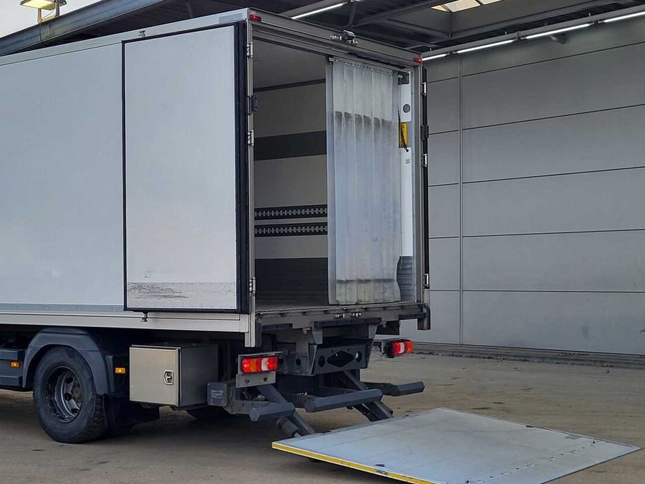Холодильник грузовик Mercedes Atego 1524 4X2 Skab Specialkarosser AB