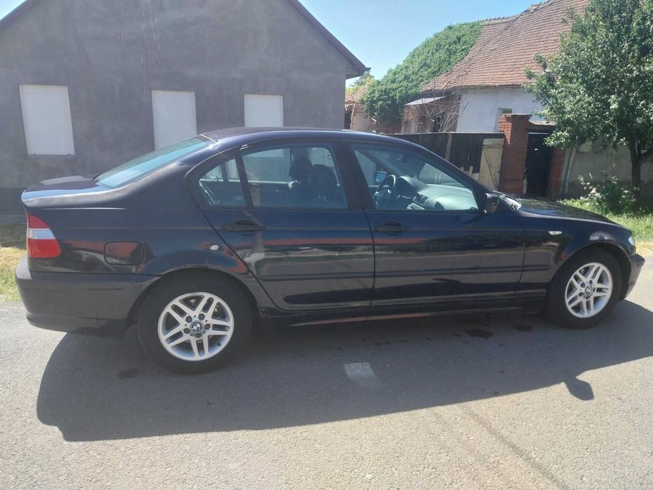 Autoturism bmw sechend