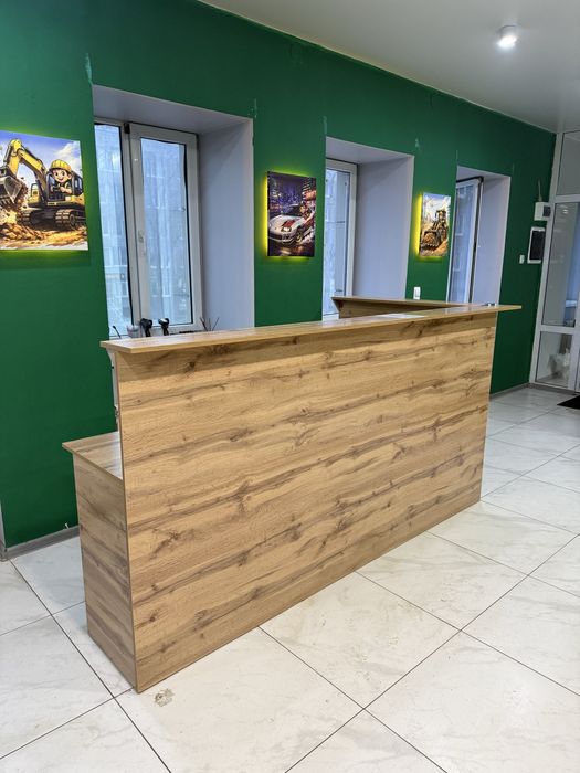 Продам ресепшен новый