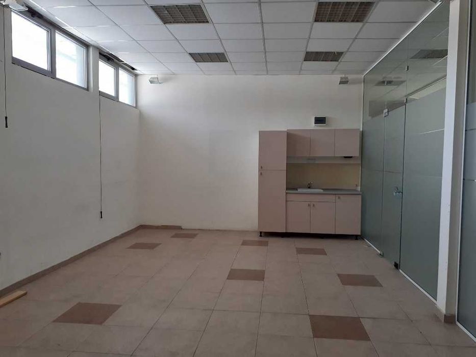 Дава се под наем Офис в София, Младост 1 - 37 кв.м за 336.6 € - Снимка #3