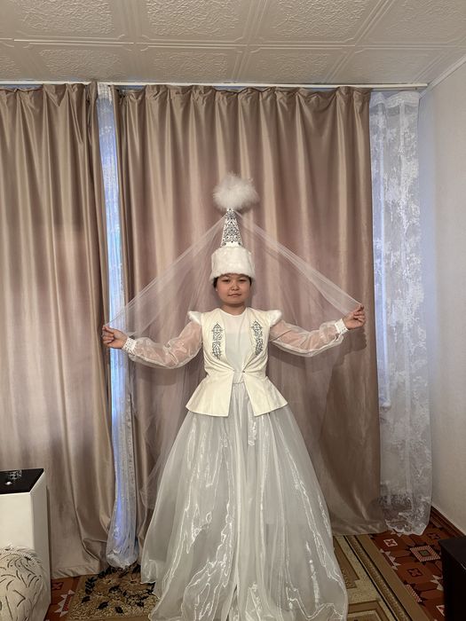 народные костюмы