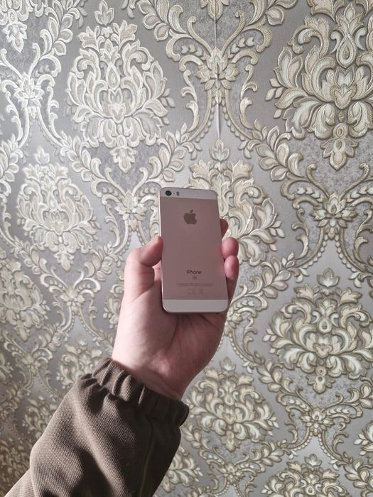 Продам IPhone 5se