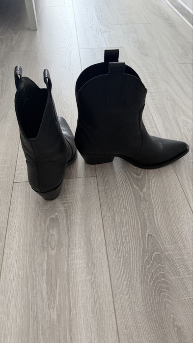 Cizme  piele negre