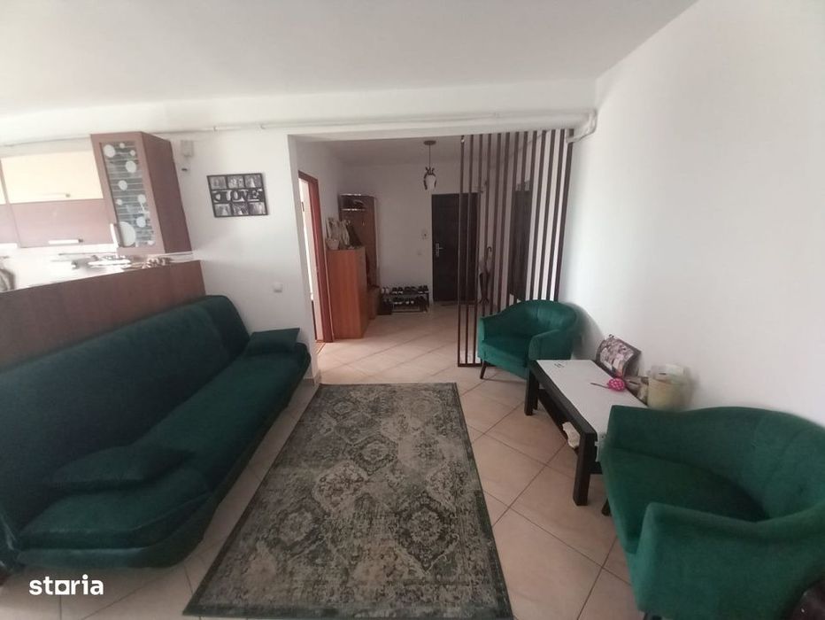 Apartament 3 camere, 67 mp, etaj 3/5, zona Sud