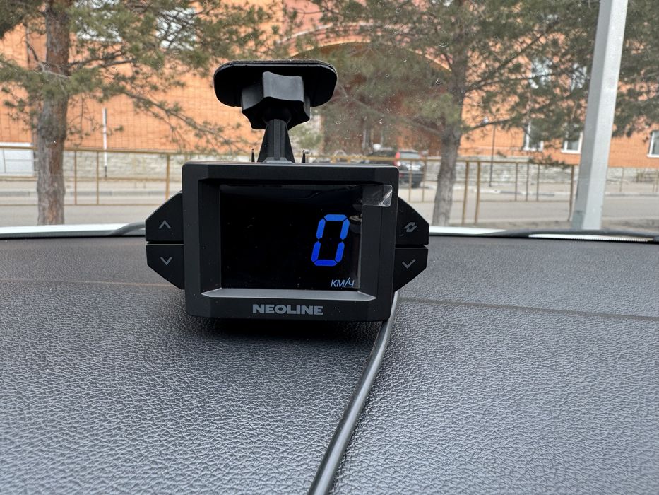 Продам Neoline 9300C гибрид 3в1 в идеальном состоянии.