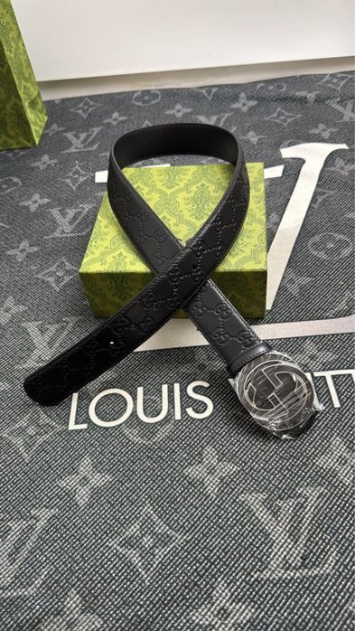 Curea gucci neagra