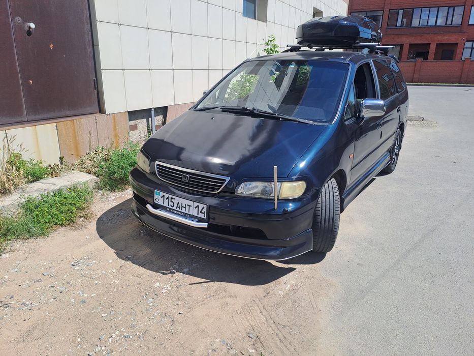 Продам хонда одиссей в отличном состояние