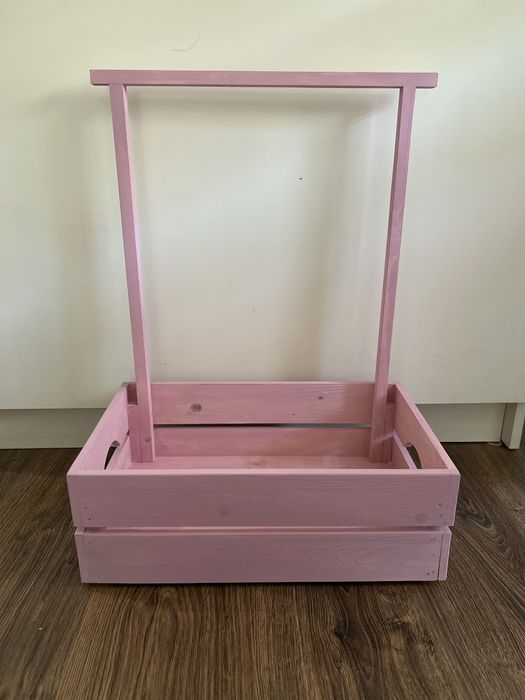 Розово бебешко гардеробче за кръщене, изписване и др