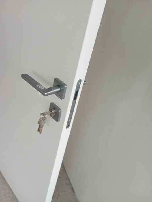 Установка дверей