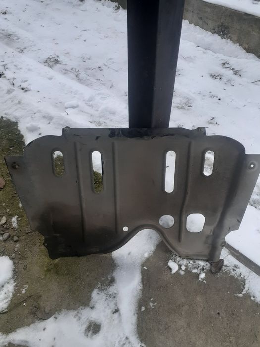 Защита двигателя на Рено.