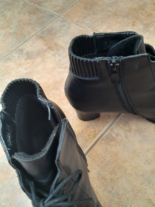 Дамски обувки с нисък ток " Lilly "