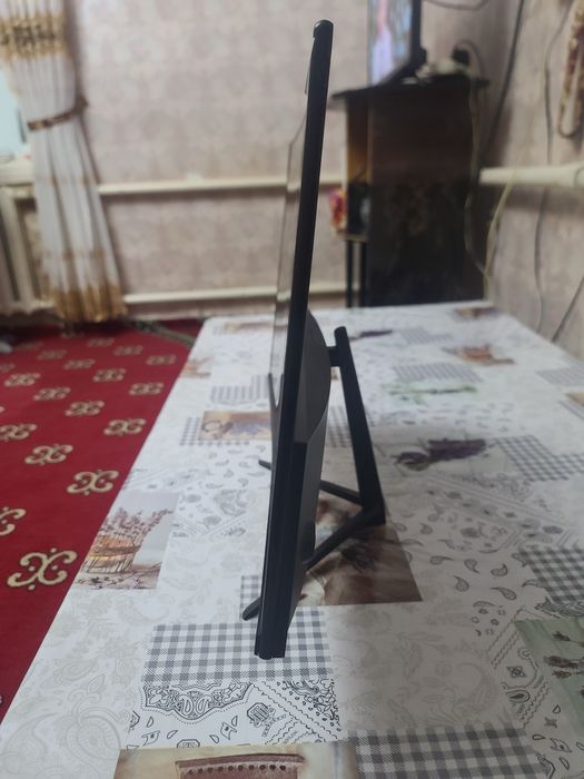 Манитор FACECOM 24 сурвед сотилади.