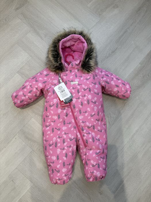 Продам зимний комбинезон на девочку