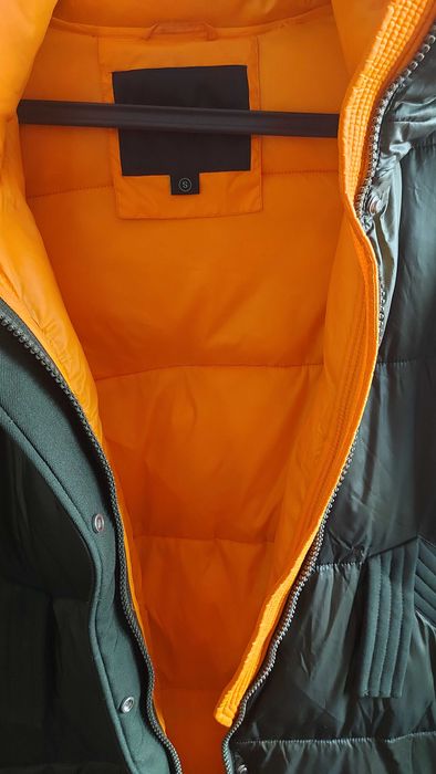 Пуховик зимний женский