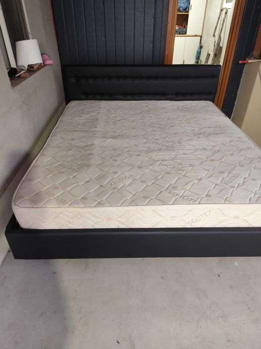 Vând dormitor..sechon