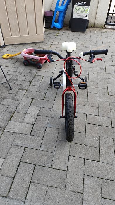 Vând bicicleta copii Royale Baby 16 inchi cadru și roti magneziu