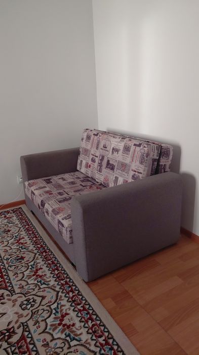 Продается диван в хорошем состоянии