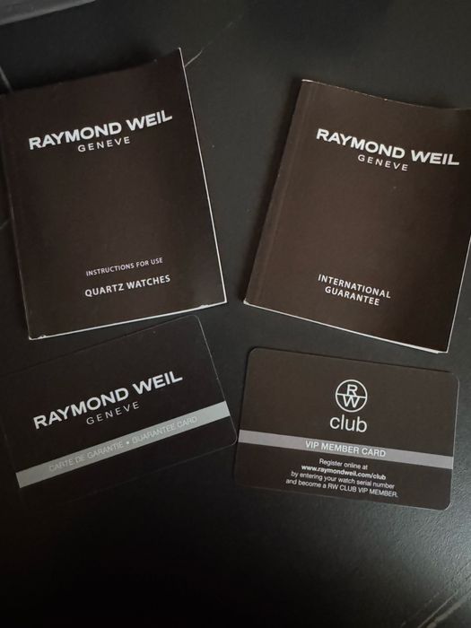 Часовник Raymond Weil Tango