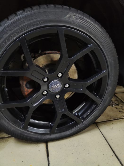 Титанка OZ racing r18