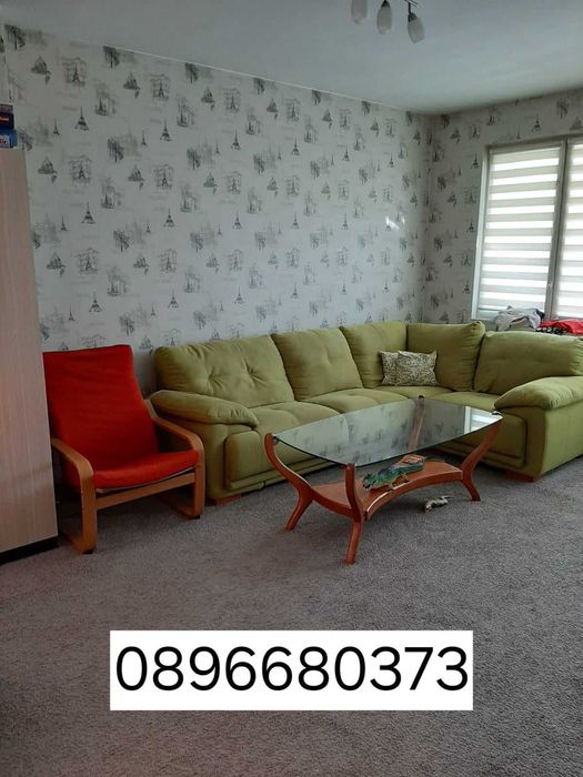 Тристаен апартамент кв.Деленки