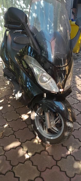 Maxiscuter Aprilia Atlantic